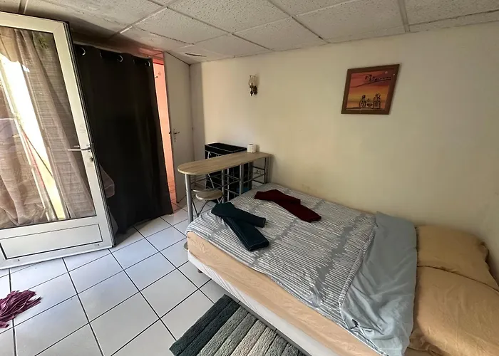 Petit Cosy Apartment Cersay